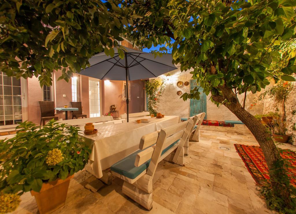 Apartments Villa Mike Мостар Екстер'єр фото